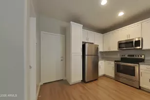 2929 N 28th St, Phoenix, AZ 85016 - Photo 4