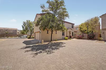 1322 E Dunbar Drive, Phoenix, AZ 85042 - Photo 2