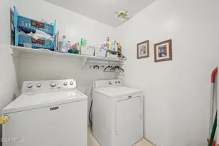 1322 E Dunbar Dr, Phoenix, AZ 85042 - Photo 26