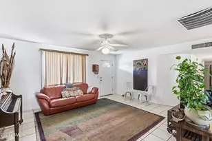 1229 E Devonshire Ave, Phoenix, AZ 85014 - Photo 2