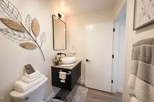 27507 N 56th Ln, Phoenix, AZ 85083 - Photo 32