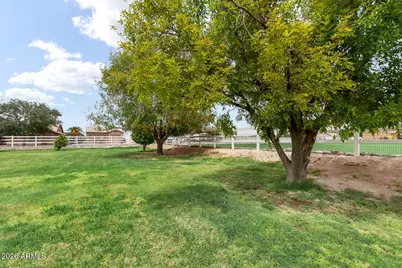3511 S 201st Drive, Buckeye, AZ 85326 - Photo 38