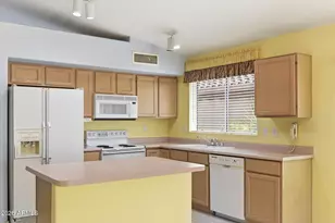 6215 W Pontiac Dr, Glendale, AZ 85308 - Photo 16
