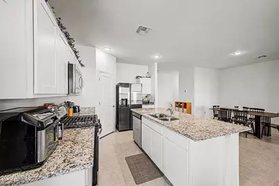 4907 N 192nd Lane, Litchfield Park, AZ 85340 - Photo 10