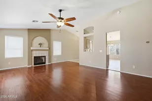 207 E Devon Dr, Gilbert, AZ 85296 - Photo 14