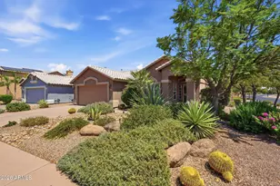 207 E Devon Dr, Gilbert, AZ 85296 - Photo 4