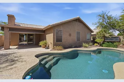 207 E Devon Drive, Gilbert, AZ 85296 - Photo 4
