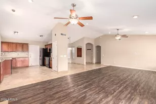 19912 N 76th Ave, Glendale, AZ 85308 - Photo 2