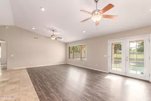 19912 N 76th Ave, Glendale, AZ 85308 - Photo 4