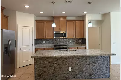 4224 W Coneflower Lane, San Tan Valley, AZ 85144 - Photo 2