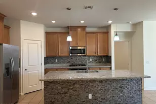 4224 W Coneflower Ln, San Tan Valley, AZ 85144 - Photo 2