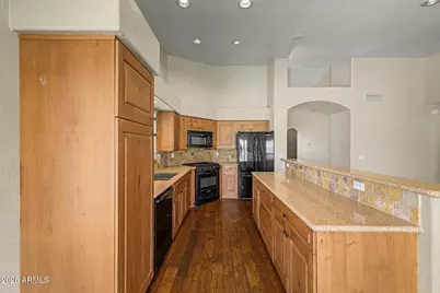 24646 N 42nd Lane, Glendale, AZ 85310 - Photo 14