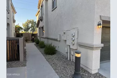 3060 E Dunbar Drive, Phoenix, AZ 85042 - Photo 4