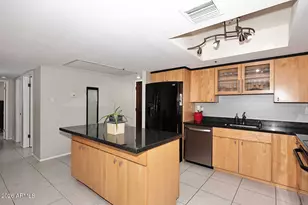 7860 E Camelback Rd, Scottsdale, AZ 85251 - Photo 4
