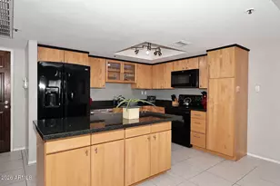 7860 E Camelback Rd, Scottsdale, AZ 85251 - Photo 1
