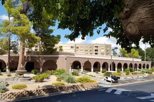 7860 E Camelback Rd, Scottsdale, AZ 85251 - Photo 4