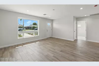 2814 N 51st Street, Phoenix, AZ 85008 - Photo 8