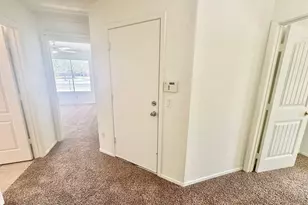 2106 W Alta Vista Rd, Phoenix, AZ 85041 - Photo 28