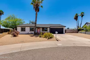 3625 E Janice Wy, Phoenix, AZ 85032 - Photo 1