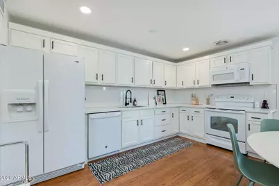 3625 E Janice Way, Phoenix, AZ 85032 - Photo 18