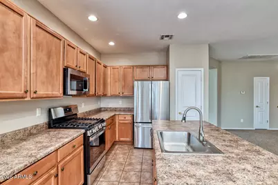 844 E Indian Wells Place, Chandler, AZ 85249 - Photo 12