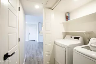 6480 N 82nd St, Scottsdale, AZ 85250 - Photo 24