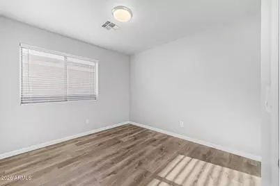 25846 W Kendall Street, Buckeye, AZ 85326 - Photo 18