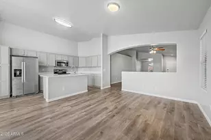 25846 W Kendall St, Buckeye, AZ 85326 - Photo 8