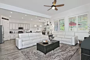 924 E Dumbarton Ave, Gilbert, AZ 85298 - Photo 8