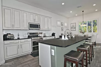924 E Dumbarton Avenue, Gilbert, AZ 85298 - Photo 10