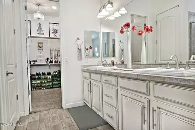 924 E Dumbarton Avenue, Gilbert, AZ 85298 - Photo 20