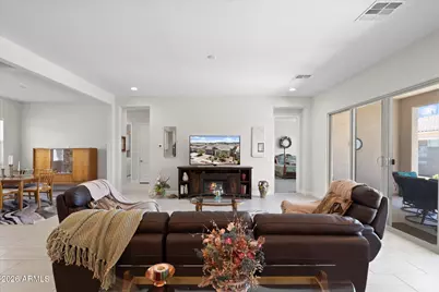 17389 W Surrey Drive, Surprise, AZ 85388 - Photo 10
