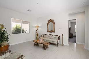17389 W Surrey Dr, Surprise, AZ 85388 - Photo 20
