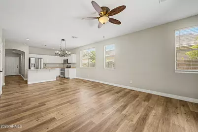 17007 W Southampton Road, Surprise, AZ 85374 - Photo 4