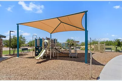 18633 W Desert Hollow Drive, Wittmann, AZ 85361 - Photo 28