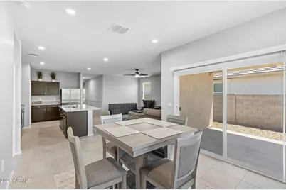 18633 W Desert Hollow Drive, Wittmann, AZ 85361 - Photo 12