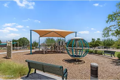 18633 W Desert Hollow Drive, Wittmann, AZ 85361 - Photo 32