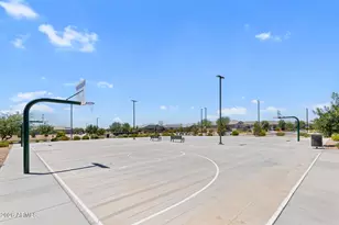 18633 W Desert Holw Dr, Wittmann, AZ 85361 - Photo 26