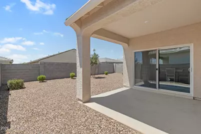 18633 W Desert Hollow Drive, Wittmann, AZ 85361 - Photo 20