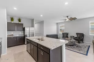 18633 W Desert Holw Dr, Wittmann, AZ 85361 - Photo 10