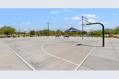 18633 W Desert Hollow Drive, Wittmann, AZ 85361 - Photo 24