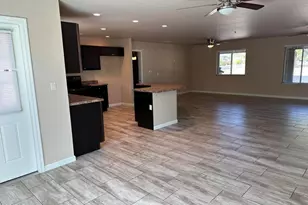 6013 E Evergreen St, Mesa, AZ 85205 - Photo 10