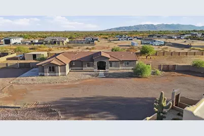 28920 N 201st Avenue, Wittmann, AZ 85361 - Photo 34
