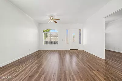 42122 N 46th Drive, Phoenix, AZ 85086 - Photo 4