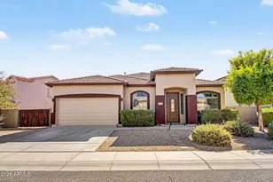 42122 N 46th Dr, Phoenix, AZ 85086 - Photo 2