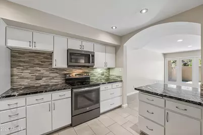 3030 N Hayden Road #31, Scottsdale, AZ 85251 - Photo 2