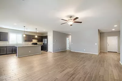 6926 W Townley Avenue, Peoria, AZ 85345 - Photo 2