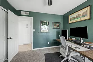 2738 E Windrose Dr, Phoenix, AZ 85032 - Photo 34
