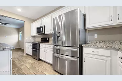 17210 W Diana Avenue, Waddell, AZ 85355 - Photo 10