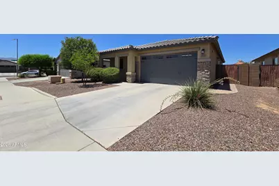 17210 W Diana Avenue, Waddell, AZ 85355 - Photo 2